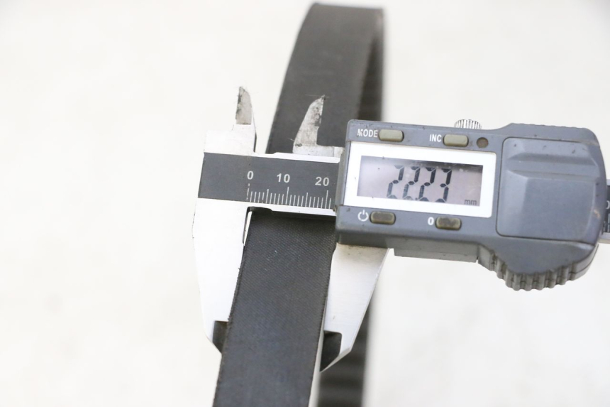 photo de COURROIE HONDA FES S-WING SWING ABS 125 (2007 - 2015) - Détail de la pièce