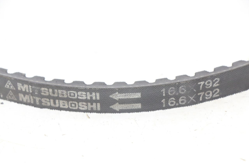 photo de COURROIE SACHS SPEEDJET 2T 50 (2007 - 2014) - Autre angle de vue