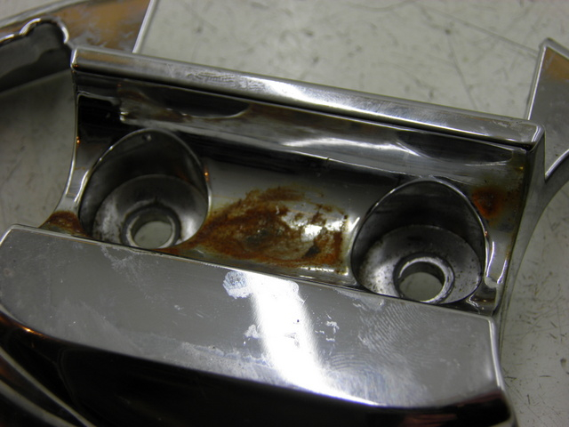 photo de COUVRE GUIDON  YAMASAKI YM50QT-N3 RETRO 50 (2012 - 2014) - Zoom état d’usage