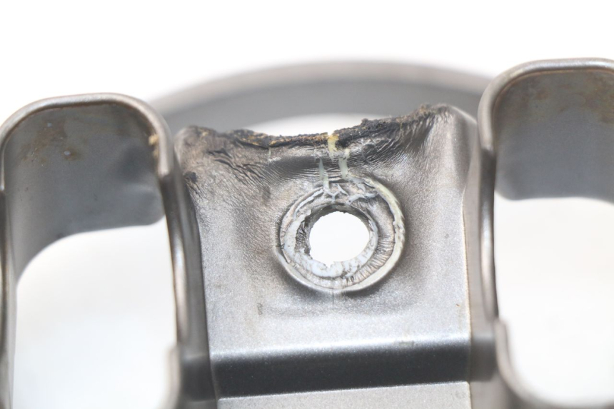 photo de COUVRE GUIDON KYMCO AGILITY RS 2T 50 (2009 - 2013) - Gros plan technique