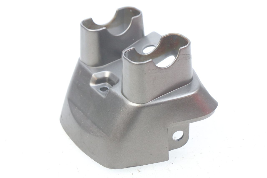 photo de COUVRE GUIDON KYMCO AGILITY RS 2T 50 (2009 - 2013) - Détail de la pièce