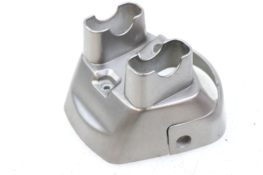 photo de Handlebar cover KYMCO AGILITY RS 4T 50 (2009 - 2013) - Gros plan technique