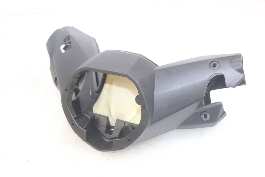 photo de COUVRE GUIDON NECO ALEXONE 125 (2017 - 2024) - Détail de la pièce