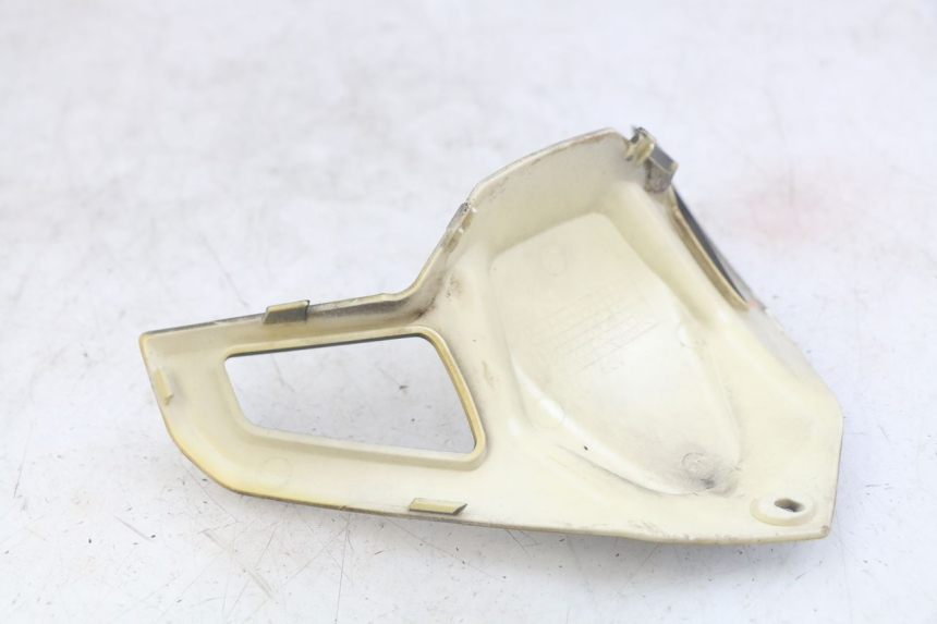 photo de COUVRE GUIDON NECO ALEXONE 125 (2017 - 2024) - Marquages et références