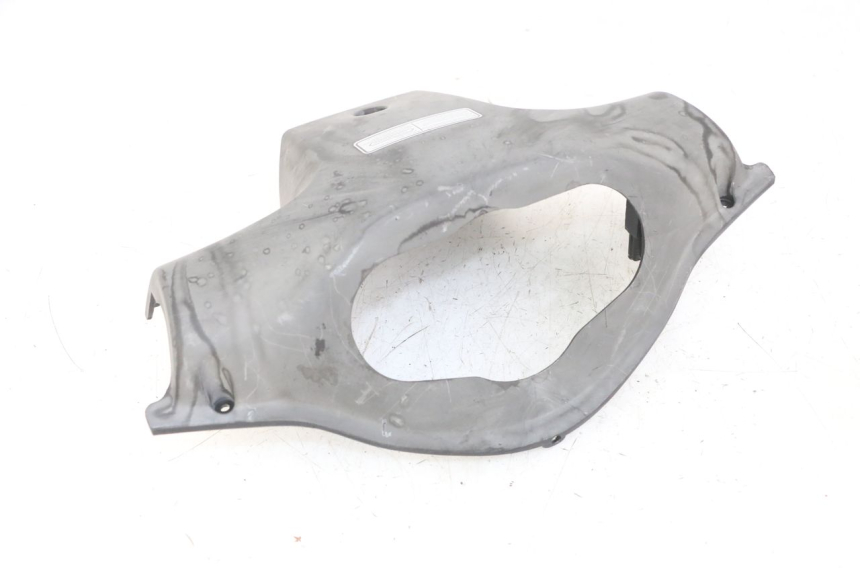 photo de COUVRE GUIDON ARRIERE KYMCO AGILITY 4T 50 (2005 - 2018) - Gros plan technique