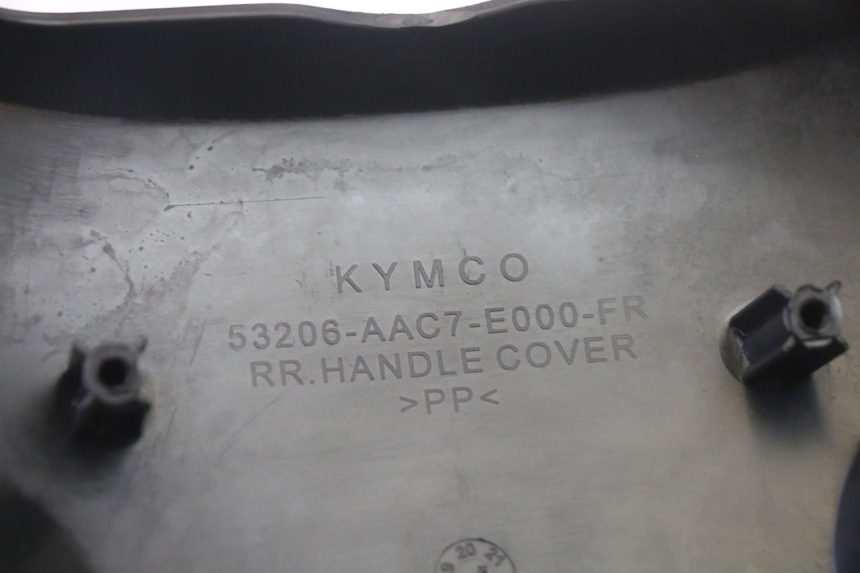 photo de COUVRE GUIDON ARRIERE KYMCO AGILITY 4T 50 (2018 - 2022) - Vue d’ensemble