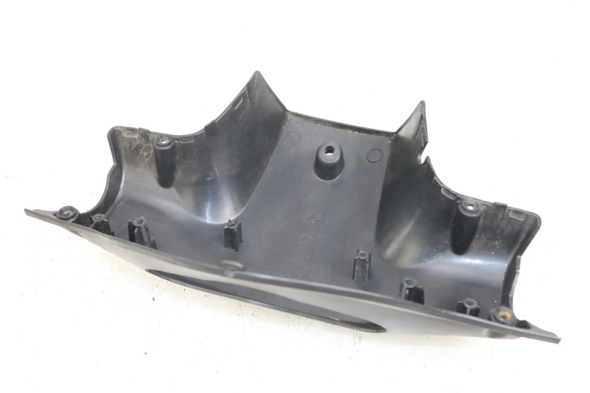 photo de COUVRE GUIDON ARRIERE KYMCO AGILITY PREMIUM 50 (2007 - 2010) - Autre angle de vue