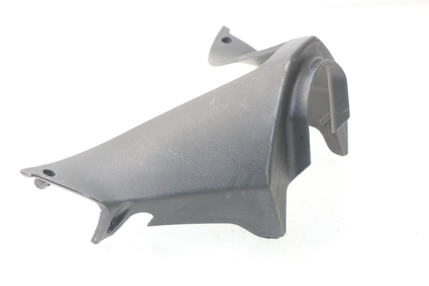 photo de COUVRE GUIDON ARRIERE APRILIA ATLANTIC 125 (2003 - 2009) - Autre angle de vue