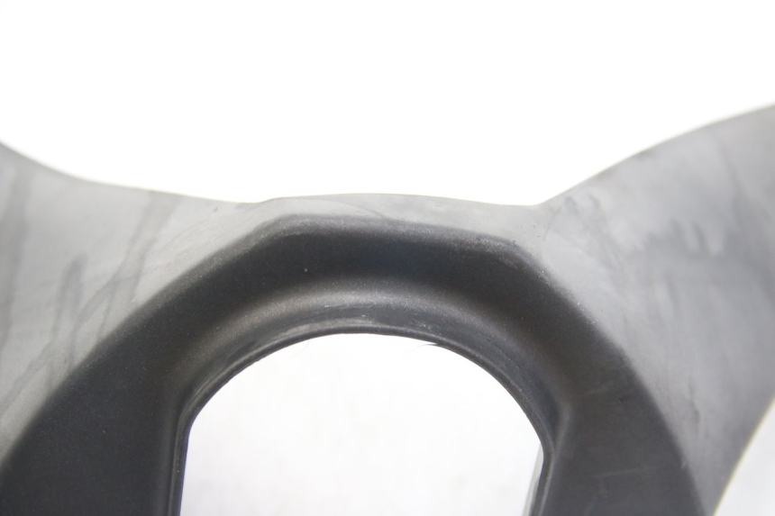 photo de COUVRE GUIDON ARRIERE APRILIA ATLANTIC 500 (2002 - 2003) - Pièce contrôlée