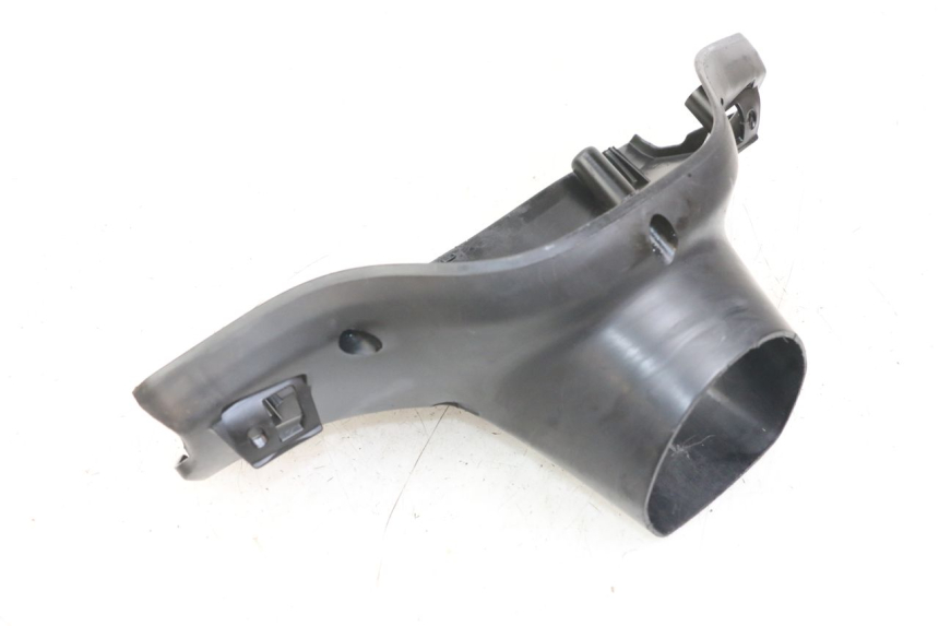 photo de COUVRE GUIDON ARRIERE MBK BOOSTER SPIRIT 50 (2004 - 2017) - Vue d’ensemble