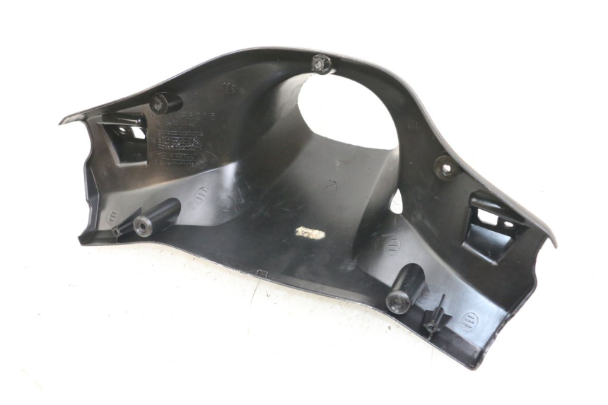 photo de COUVRE GUIDON ARRIERE MBK BOOSTER SPIRIT 50 (2004 - 2017) - Marquages et références