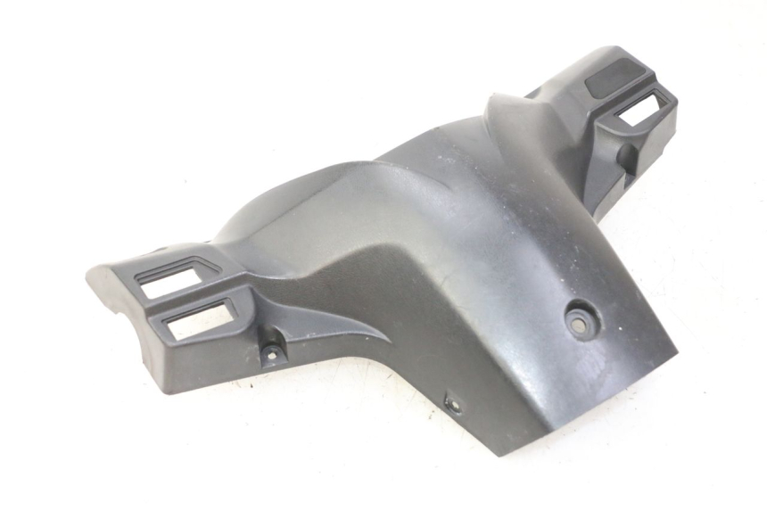 photo de COUVRE GUIDON ARRIERE TNT MOTOR BOSTON 4T 50 (2018 - 2025) - Gros plan technique