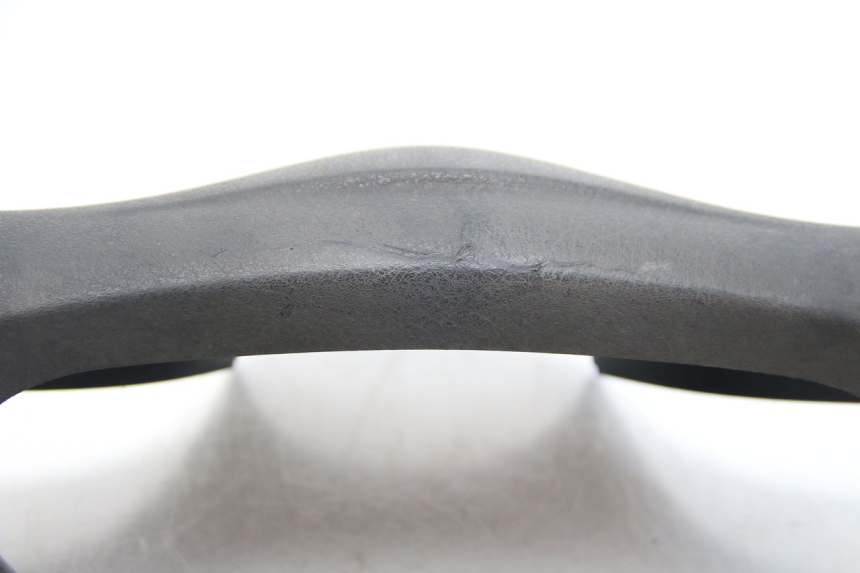 photo de COUVRE GUIDON ARRIERE DERBI BOULEVARD 50 (2009 - 2006) - Zoom composants