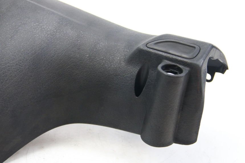 photo de COUVRE GUIDON ARRIERE DERBI BOULEVARD 50 (2009 - 2006) - Marquages et références