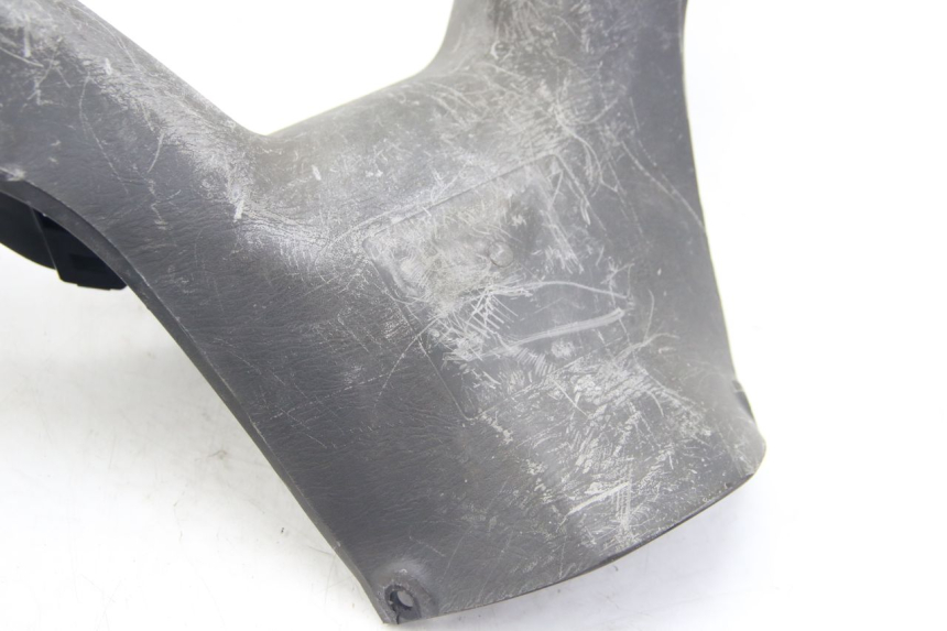 photo de COUVRE GUIDON ARRIERE SUZUKI BURGMAN 125 (2007 - 2014) - Pièce contrôlée