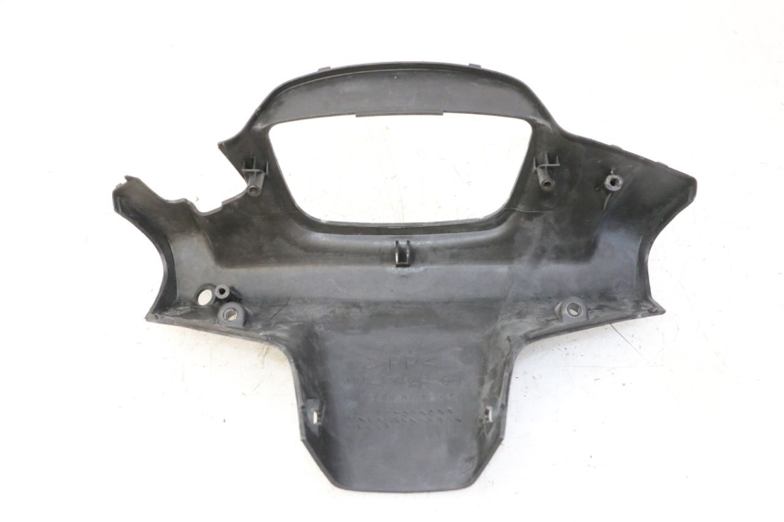 photo de COUVRE GUIDON ARRIERE YAMAHA BW'S 100 (1999 - 2002) - Autre angle de vue