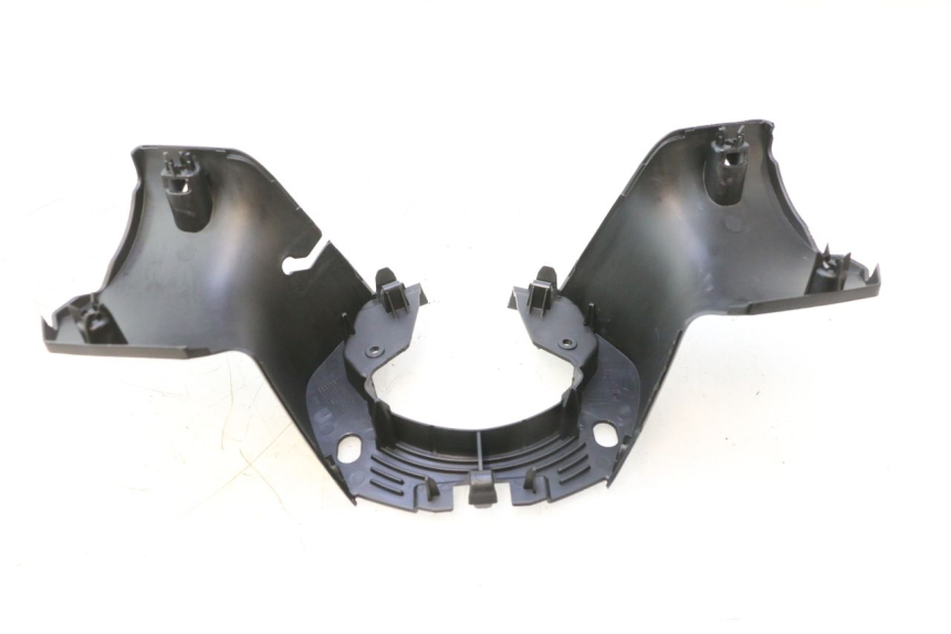 photo de COUVRE GUIDON ARRIERE PEUGEOT CITYSTAR 2T 50 (2018 - 2021) - Vue principale