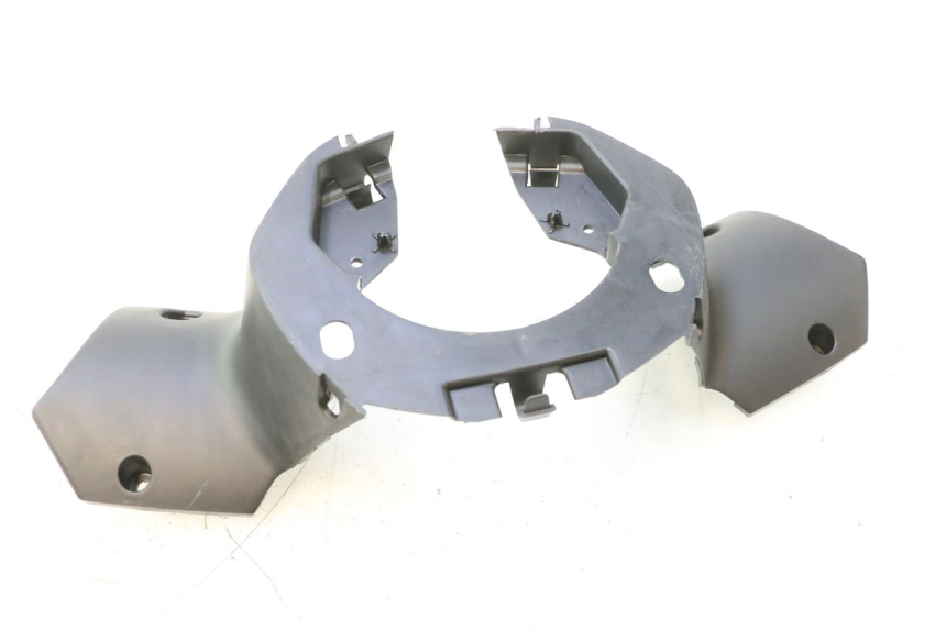 photo de COUVRE GUIDON ARRIERE PEUGEOT CITYSTAR 2T 50 (2018 - 2021) - Zoom état d’usage