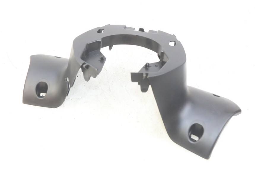 photo de COUVRE GUIDON ARRIERE PEUGEOT CITYSTAR AIR 125 (2014 - 2017) - Vue principale