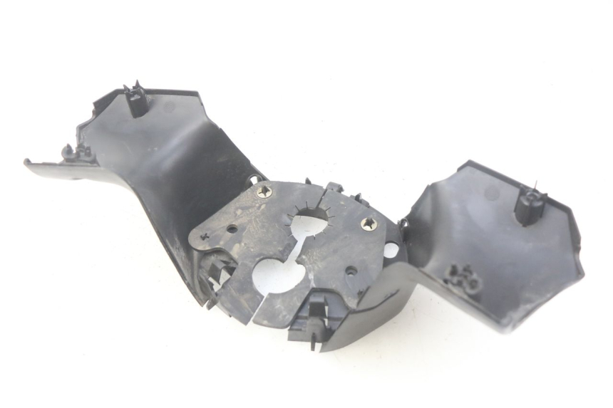 photo de COUVRE GUIDON ARRIERE PEUGEOT CITYSTAR 125 (2011 - 2017) - Zoom état d’usage