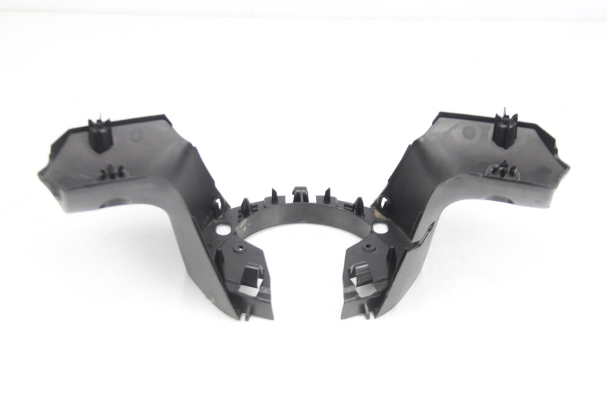 photo de COUVRE GUIDON ARRIERE PEUGEOT CITYSTAR 50 (2013 - 2017) - Vue principale