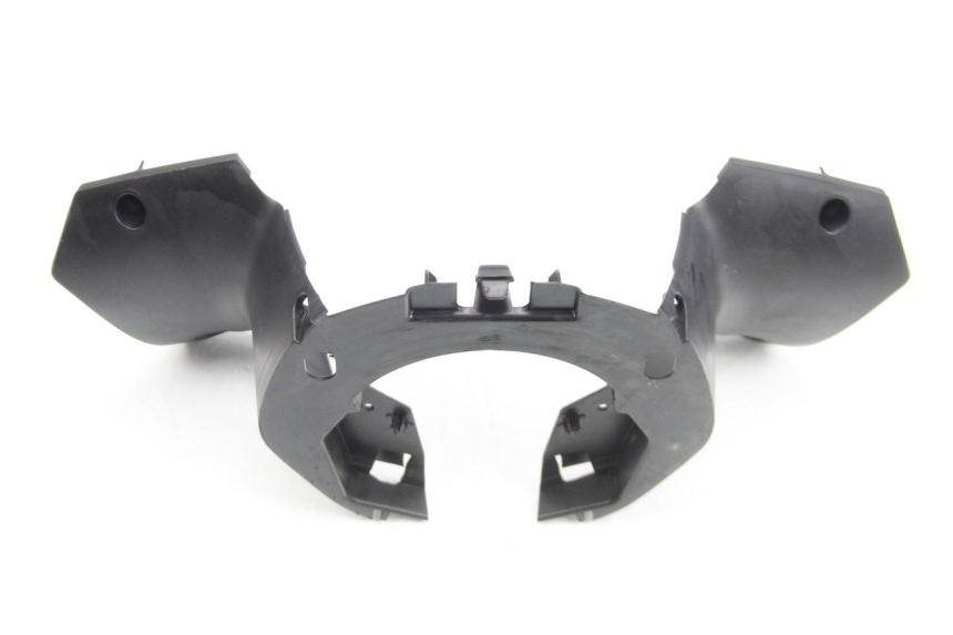 photo de COUVRE GUIDON ARRIERE PEUGEOT CITYSTAR 50 (2013 - 2017) - Vue d’ensemble