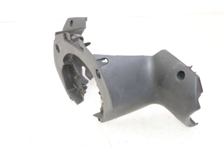 photo de COUVRE GUIDON ARRIERE PEUGEOT CITYSTAR 50 (2013 - 2017) - Zoom état d’usage