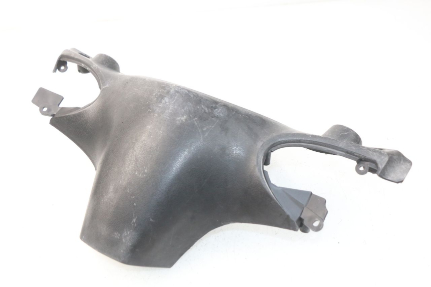 photo de COUVRE GUIDON ARRIERE YAMAHA CYGNUS X INJECTION 125 (2007 - 2013) - Zoom état d’usage