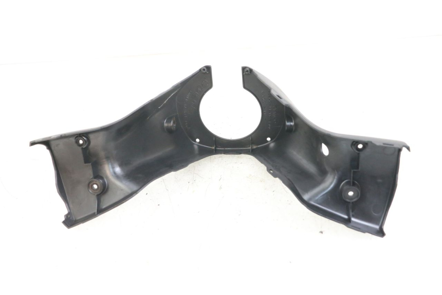 photo de COUVRE GUIDON ARRIERE KYMCO DINK 4T 50 (2007 - 2018) - Détail de la pièce