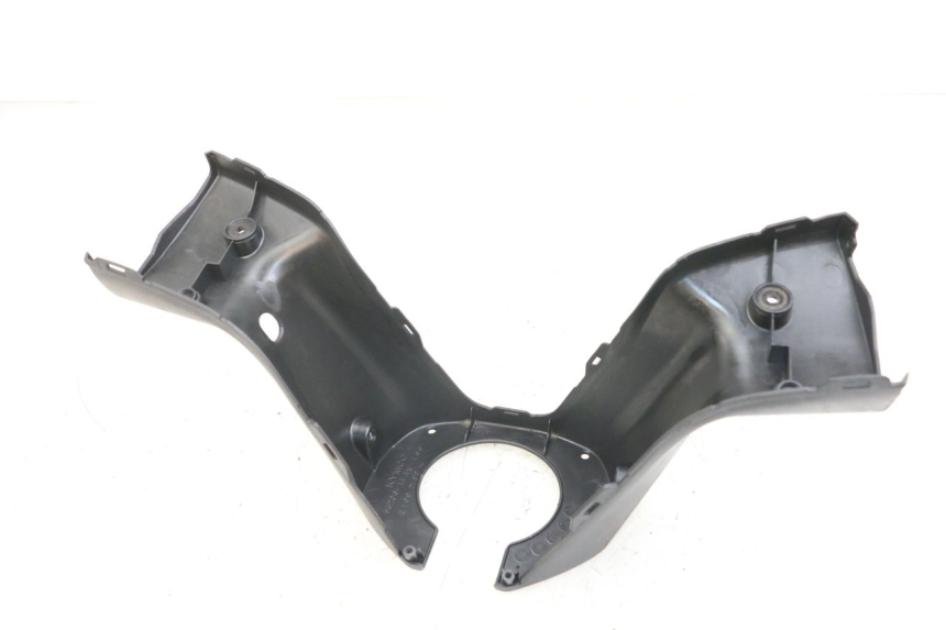 photo de COUVRE GUIDON ARRIERE KYMCO DINK 4T 50 (2007 - 2018) - Gros plan technique