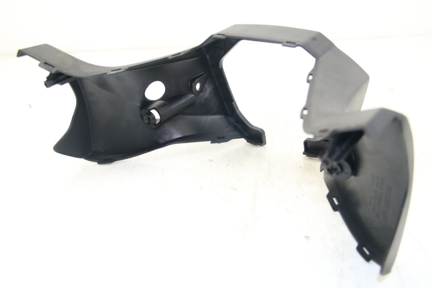 photo de COUVRE GUIDON ARRIERE KYMCO DOWNTOWN ABS 125 (2015 - 2017) - Zoom état d’usage