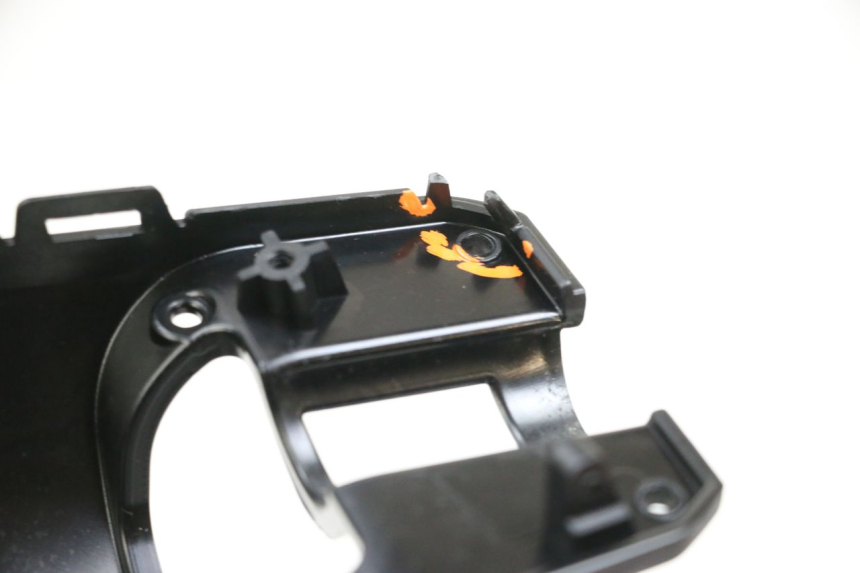 photo de COUVRE GUIDON ARRIERE SEGWAY NINEBOT E125S 1 (2022 - 2026) - Autre angle de vue