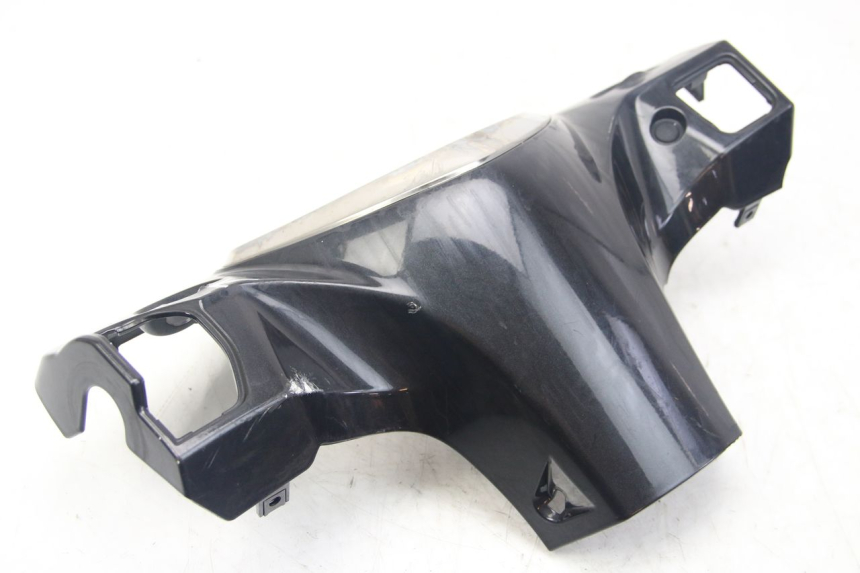 photo de COUVRE GUIDON ARRIERE YAMAHA D'ELIGHT DELIGHT 125 (2017 - 2020) - Autre angle de vue