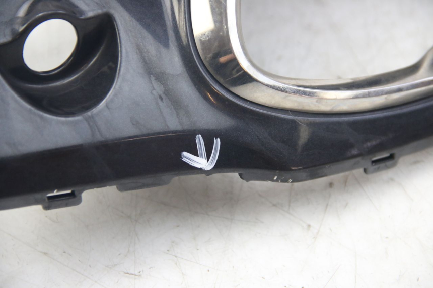 photo de COUVRE GUIDON ARRIERE YAMAHA D'ELIGHT DELIGHT 125 (2017 - 2020) - Vue d’ensemble