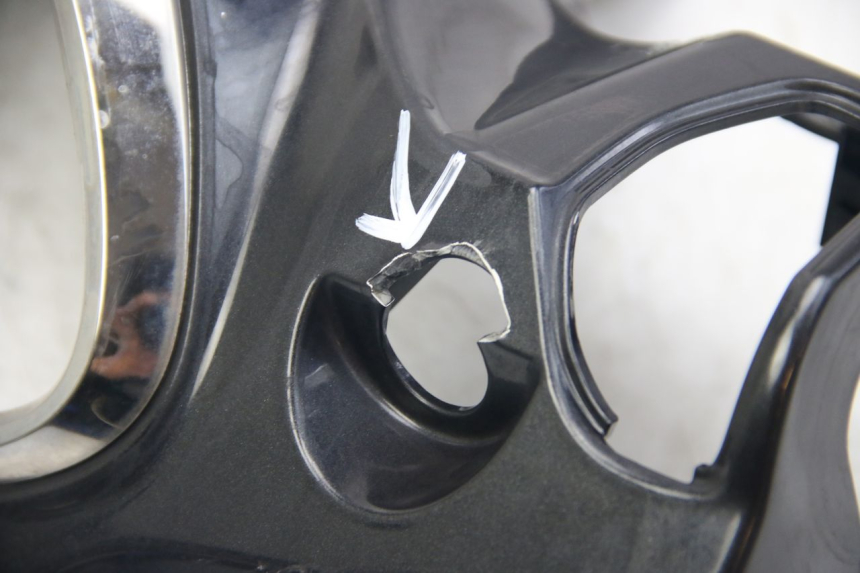 photo de COUVRE GUIDON ARRIERE YAMAHA D'ELIGHT DELIGHT 125 (2017 - 2020) - État de surface