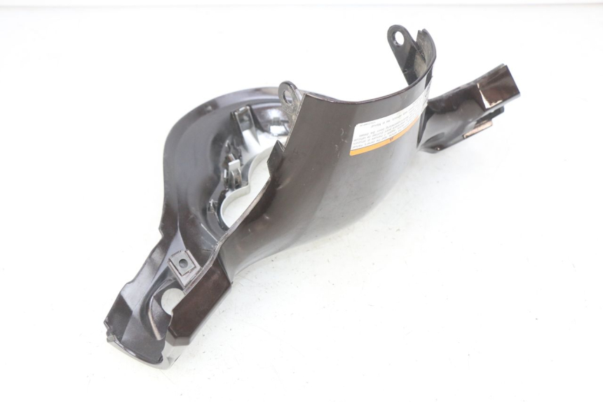 photo de COUVRE GUIDON ARRIERE YAMAHA D'ELIGHT DELIGHT 115 (2013 - 2017) - Détail de la pièce