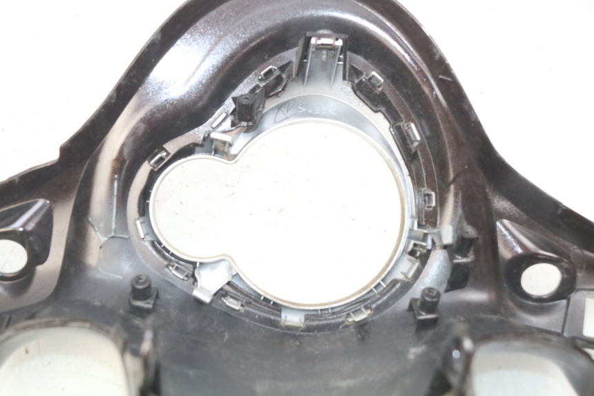 photo de COUVRE GUIDON ARRIERE YAMAHA D'ELIGHT DELIGHT 115 (2013 - 2017) - Vue d’ensemble