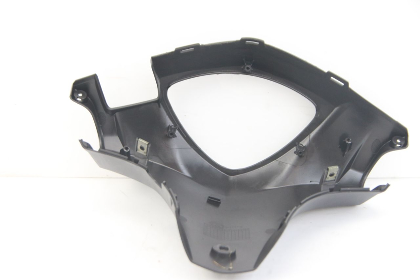 photo de COUVRE GUIDON ARRIERE JM MOTORS EVOLIS 4T 50 (2018 - 2022) - Gros plan technique