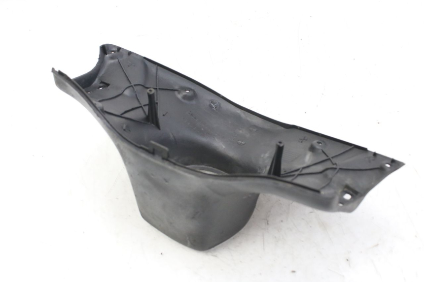 photo de COUVRE GUIDON ARRIERE KEEWAY F-ACT FACT 50 (2006 - 2011) - Points de fixation