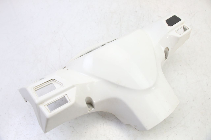 photo de COUVRE GUIDON ARRIERE SYM FIDDLE 3 III 125 (2014 - 2020) - Zoom état d’usage