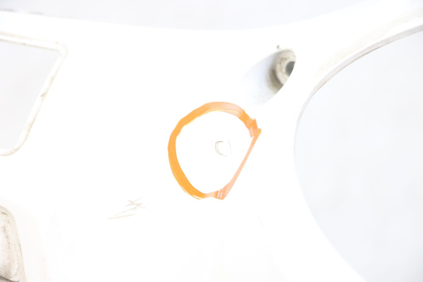 photo de COUVRE GUIDON ARRIERE SYM FIDDLE 3 III 50 (2014 - 2020) - État de surface