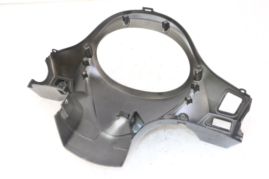 photo de COUVRE GUIDON ARRIERE SYM FIDDLE 3 III 50 (2014 - 2020) - Zoom état d’usage