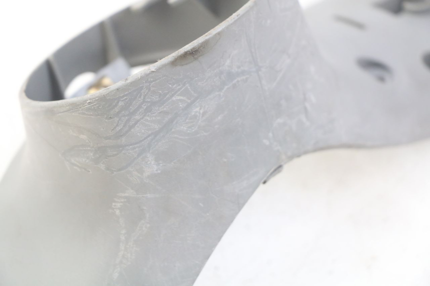 photo de COUVRE GUIDON ARRIERE MBK FLIPPER 50 (2004 - 2012) - Gros plan technique