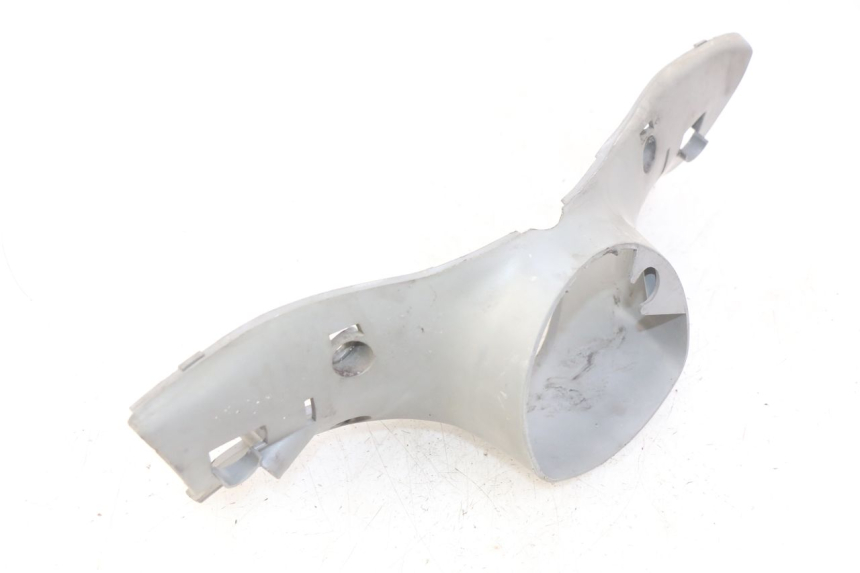 photo de COUVRE GUIDON ARRIERE MBK FLIPPER 50 (2004 - 2012) - Autre angle de vue