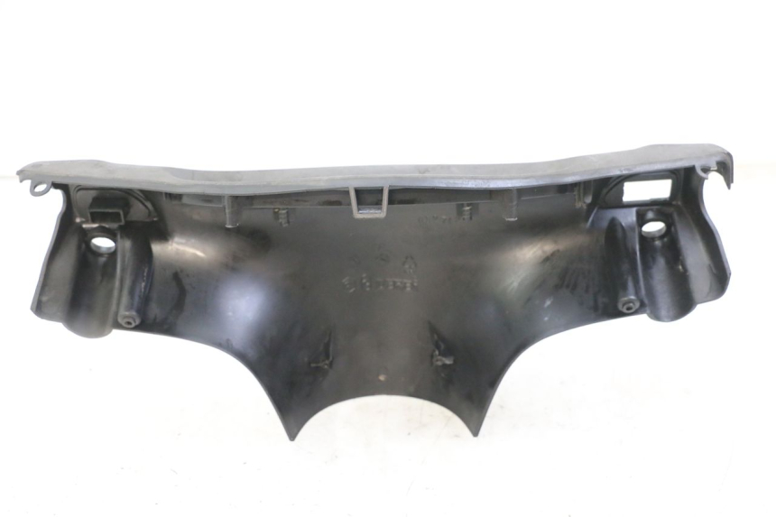 photo de COUVRE GUIDON ARRIERE PIAGGIO FLY 2T 50 (2004 - 2017) - Vue d’ensemble
