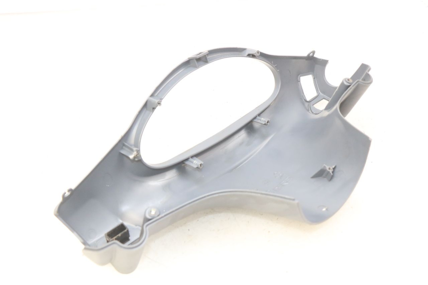 photo de COUVRE GUIDON ARRIERE PIAGGIO FLY 100 (2006 - 2010) - Zoom état d’usage