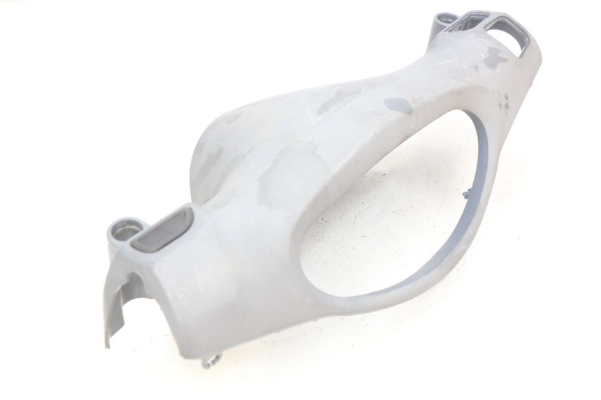 photo de COUVRE GUIDON ARRIERE PIAGGIO FLY 100 (2006 - 2010) - Points de fixation