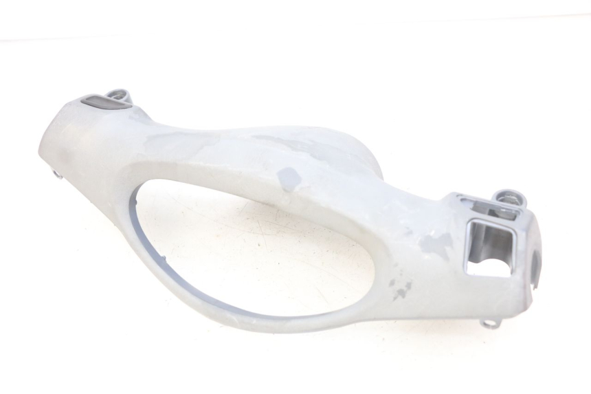 photo de COUVRE GUIDON ARRIERE PIAGGIO FLY 100 (2006 - 2010) - État de surface