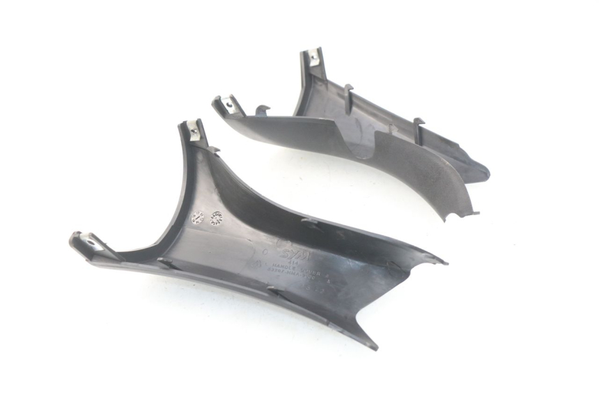 photo de COUVRE GUIDON ARRIERE SYM GTS EFI ABS 125 (2012 - 2016) - Zoom état d’usage