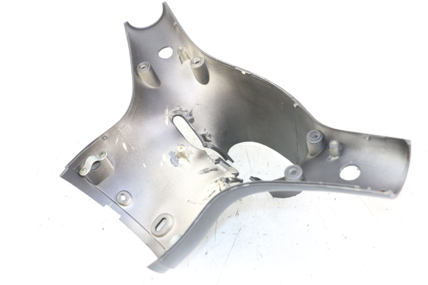 photo de COUVRE GUIDON ARRIERE JM MOTORS VX 125 (2022 - 2025) - Points de fixation